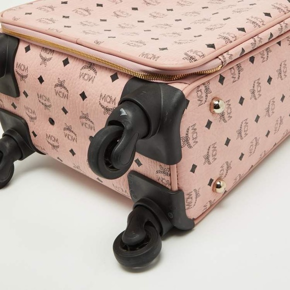 MCM PINK Travel Set - Picture 8 of 16